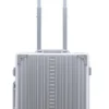International Carry-On 21" Koffer In Platin
