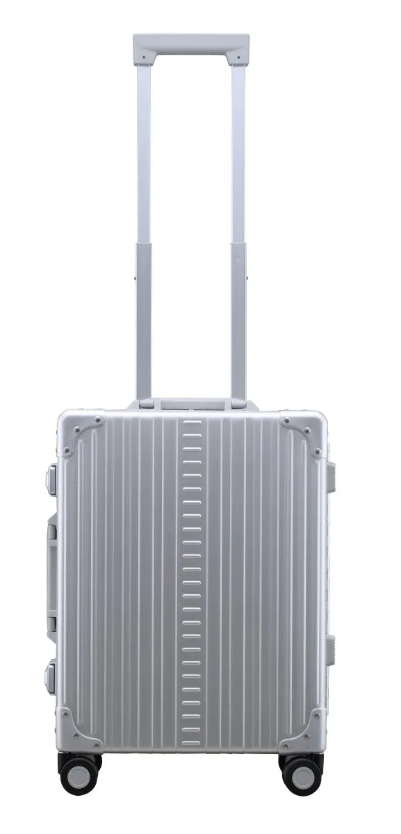 International Carry-On 21" Koffer In Platin 1 International Carry-On 21" Koffer In Platin
