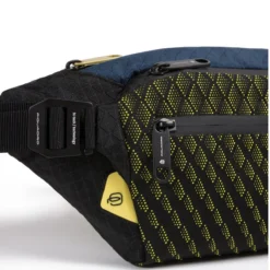 Piquadro Ausdehnbare Gürteltasche PQ-Y In Grau/Rot -Praktische Taschen Angebote Store compressed Bild676 1