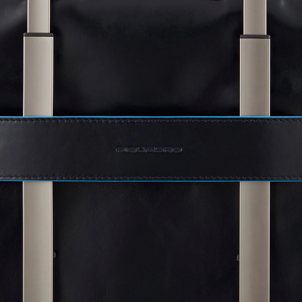 Piquadro B2 Revamp - Schmale Laptoptasche 14" Mit IPad-Halter In Nachtblau 8 Piquadro B2 Revamp - Schmale Laptoptasche 14" Mit IPad-Halter In Nachtblau – Bild 8