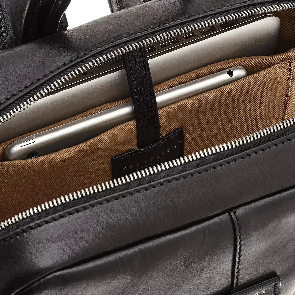 The Bridge Vespucci - Rucksack In Schwarz 2 The Bridge Vespucci - Rucksack In Schwarz – Bild 2