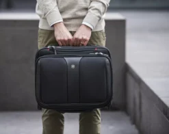 Wenger Business Trolley - Patriot In Schwarz -Praktische Taschen Angebote Store compressed articleImages2 6 0 600662 patriot 09