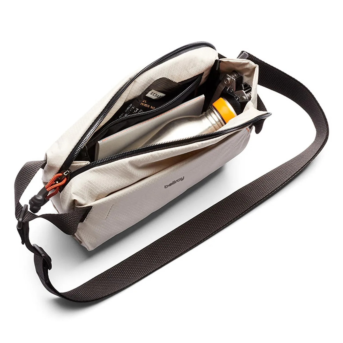 BELLROY Lite Sling Mini Chalk 2 BELLROY Lite Sling Mini Chalk – Bild 2