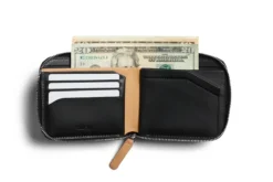 BELLROY Zip Wallet Schwarz -Praktische Taschen Angebote Store compressed bellroy wzwa black usd web 02